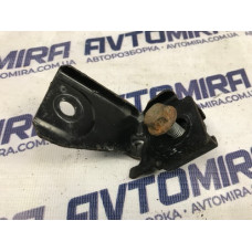 Кронштейн блока ABS Opel Zafira B 2005-2011 13107111